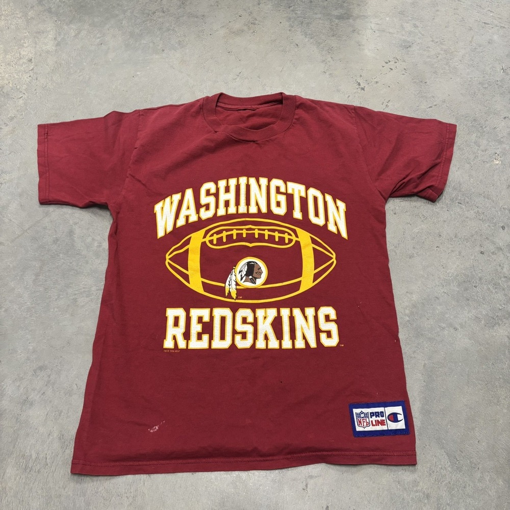 Vintage Washington Redskins Tshirt Men's Size medium Red Burgandy